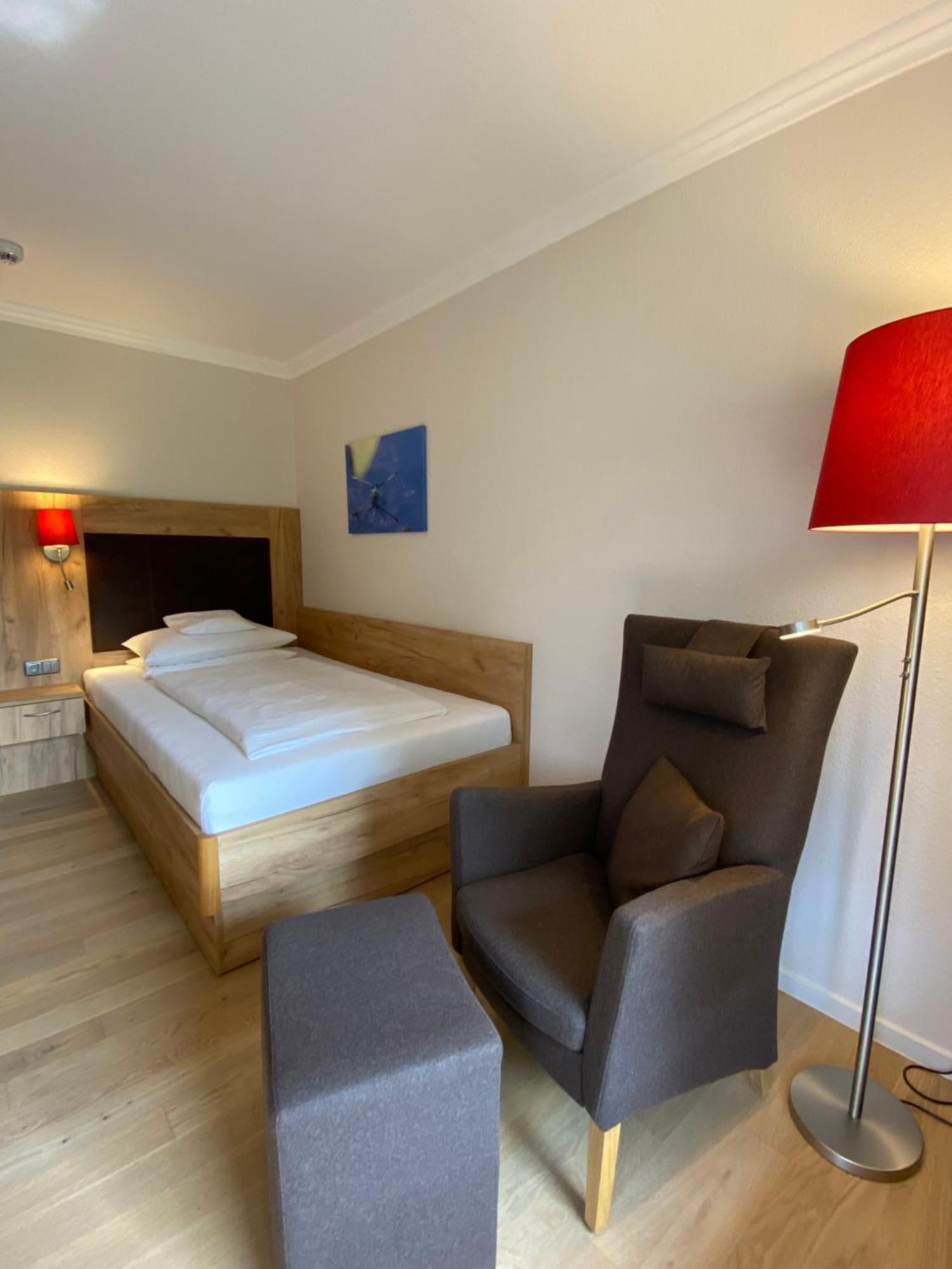 Hotel Sonnenhuegel Bad Bevensen Exteriör bild