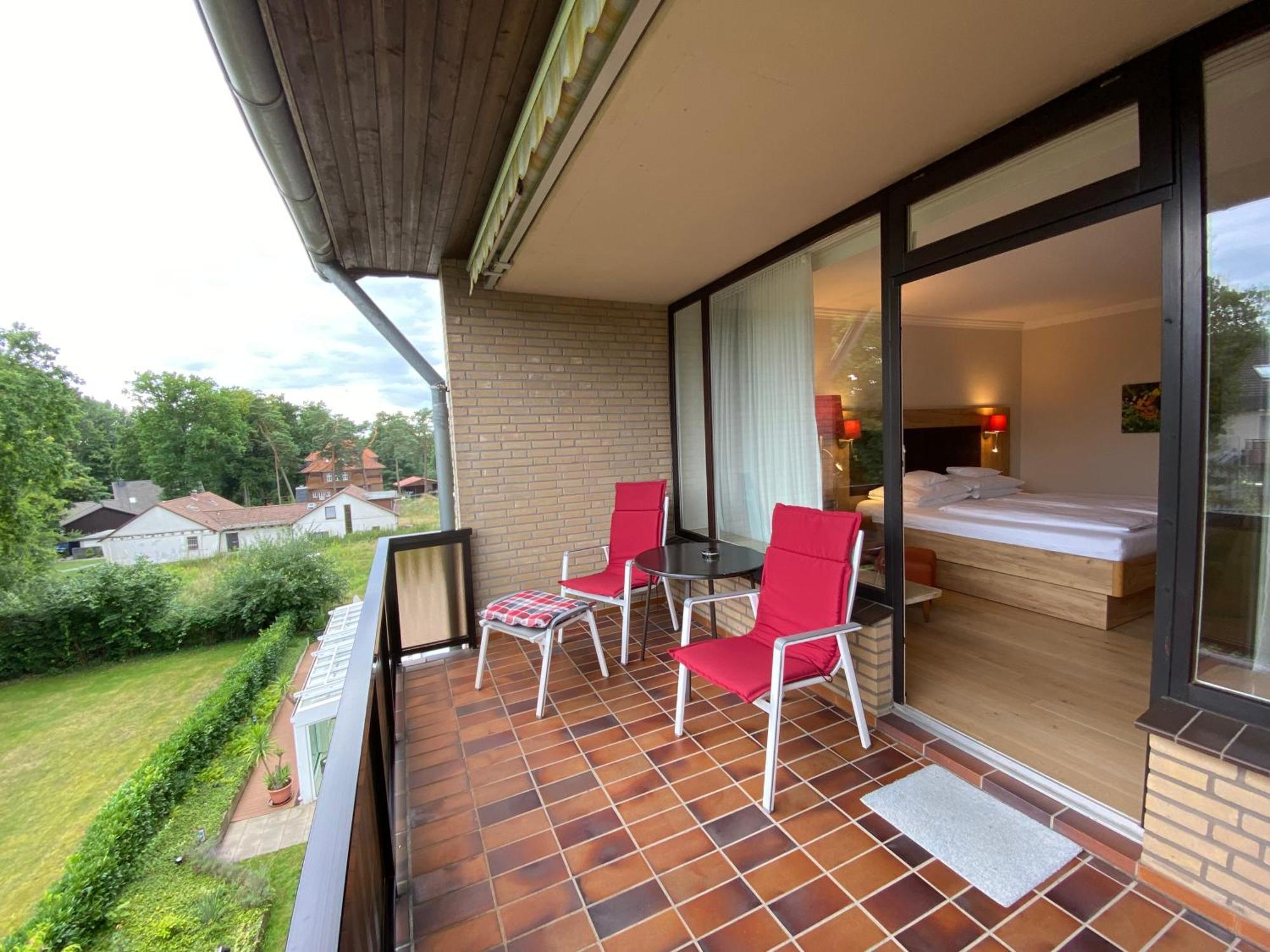 Hotel Sonnenhuegel Bad Bevensen Exteriör bild