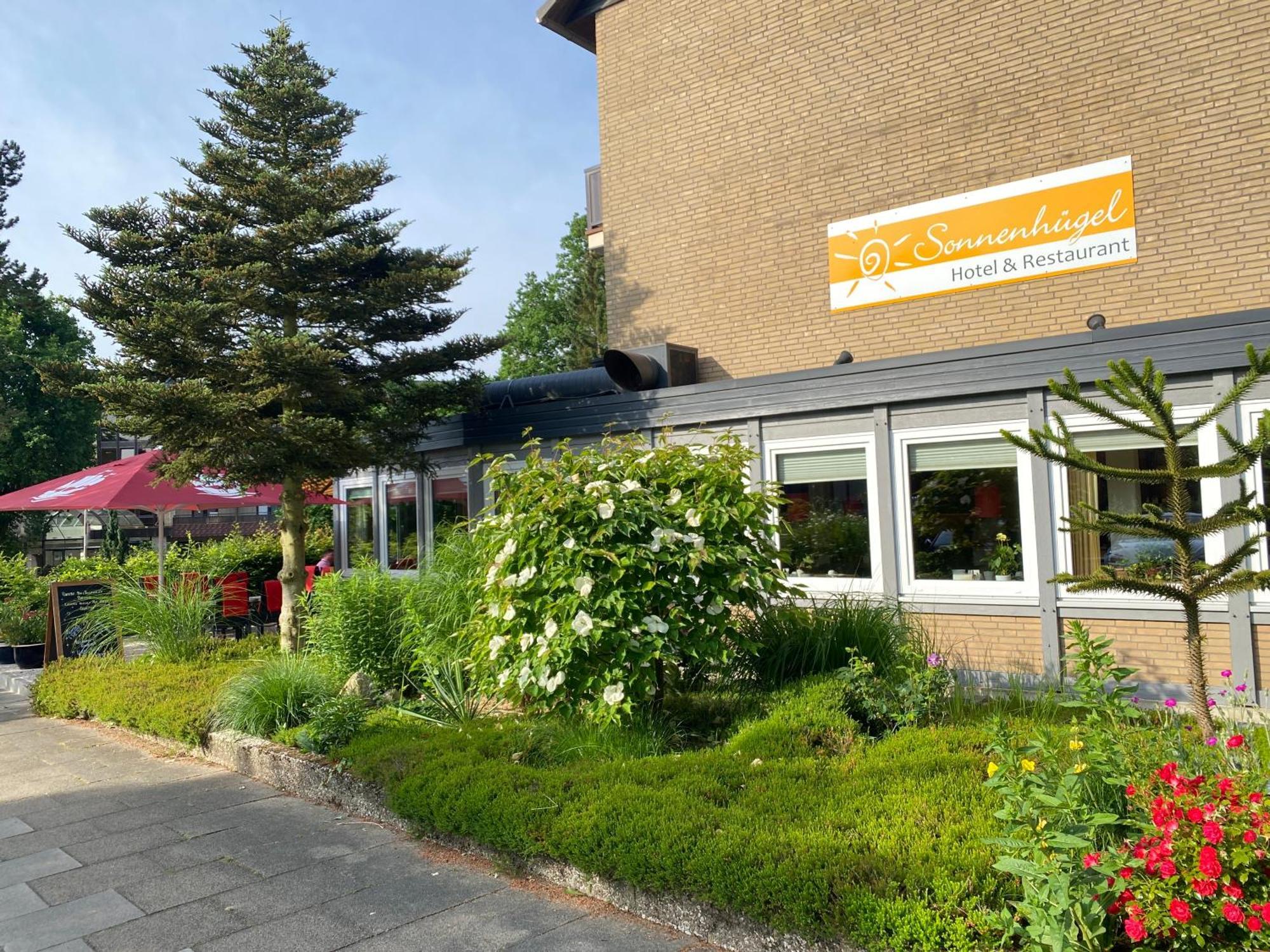 Hotel Sonnenhuegel Bad Bevensen Exteriör bild